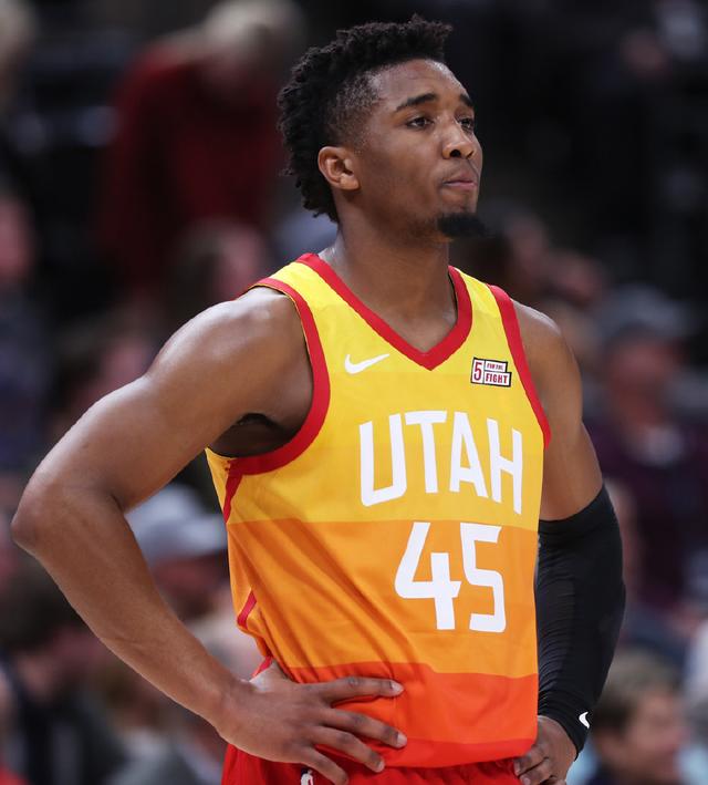 专业团队合 专业团队合